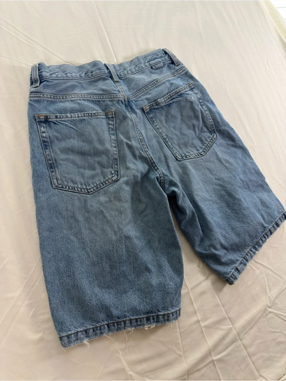 Zara Baggy Distressed Denim Jorts Light Wash Y2K Skater Shorts Size 31